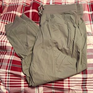 Lululemon pants
